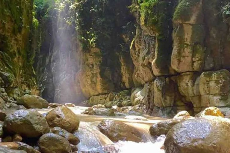 نمای روز تنگه