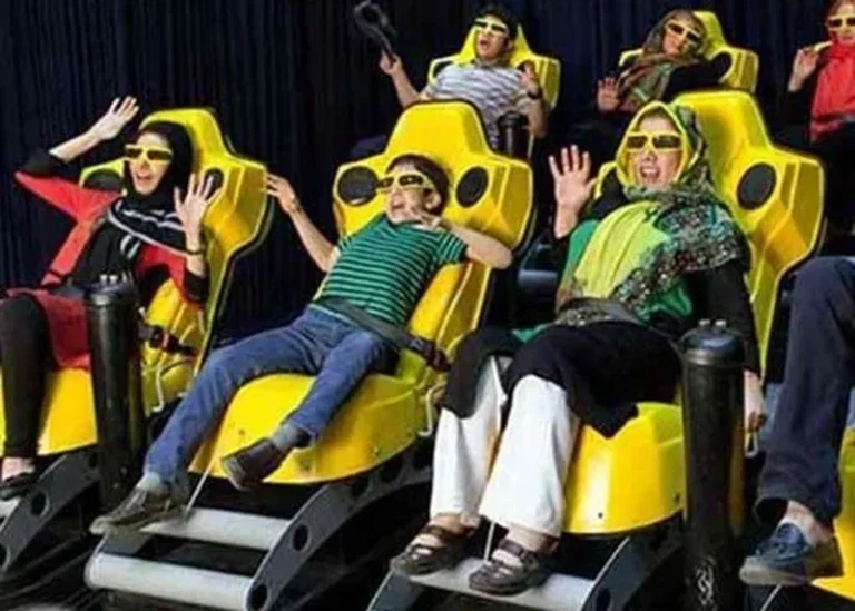 سینما شش بعدی نمک آبرود