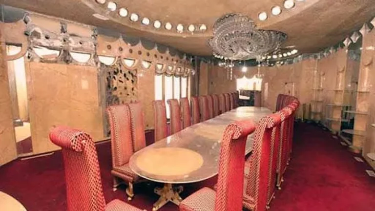 سالن غذاخوری کاخ شمس