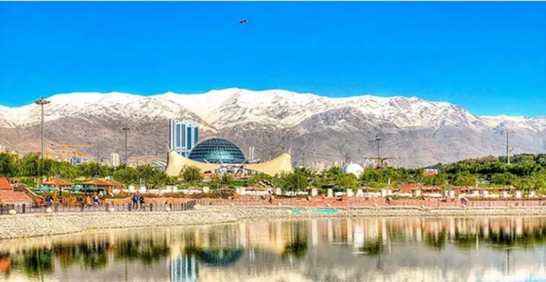 نمایی از رصدخانه آب و آتش