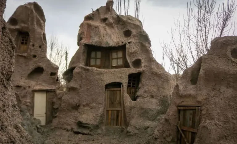 خانه روستایی در ایران کوچک