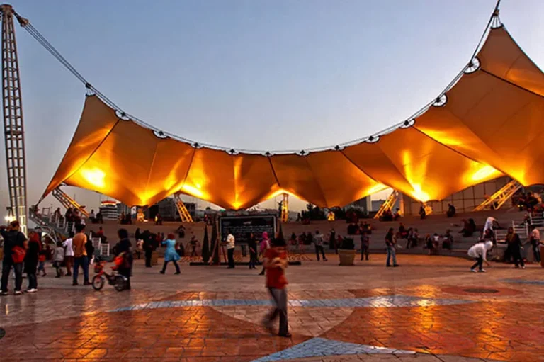 پیست دوچرخه و اسکیت آب و آتش