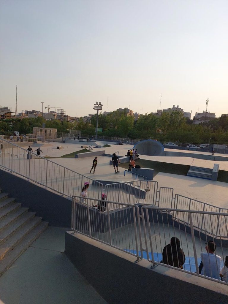 نمای دیگر پیست اسکیت