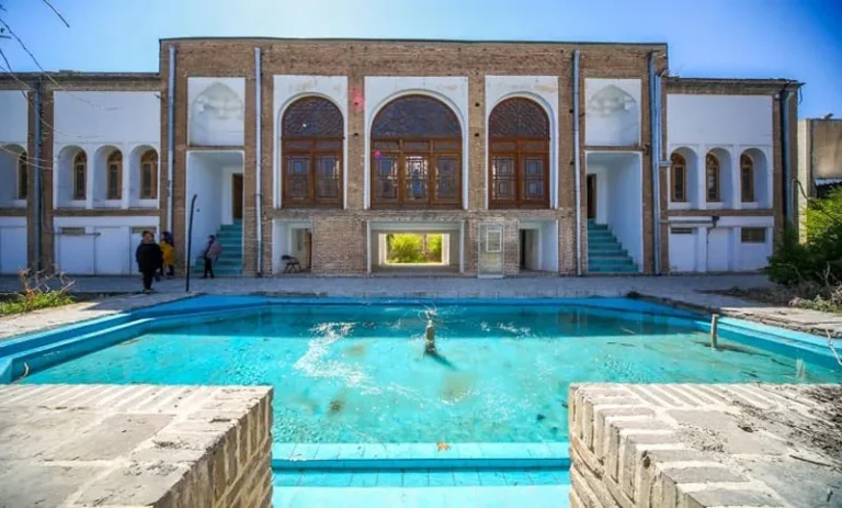 حوضچه کاخ سلیمانیه