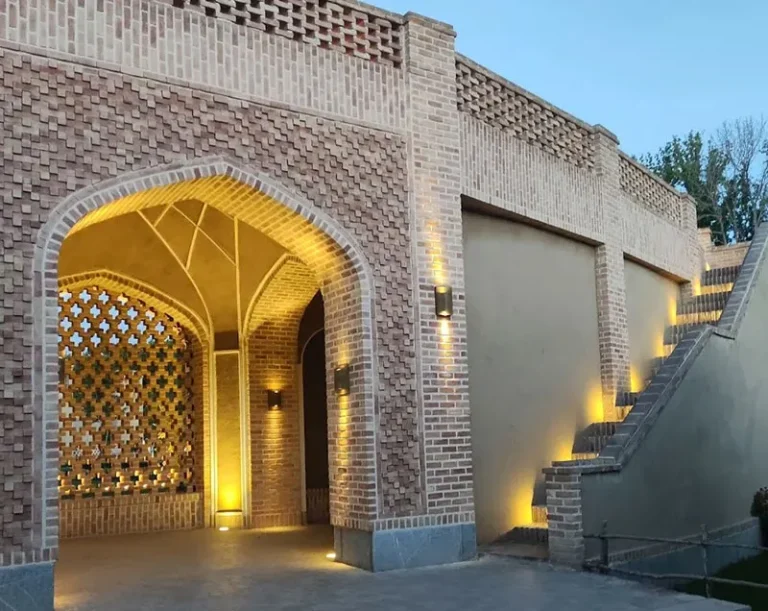 سازه ای در ایران کوچک کرج