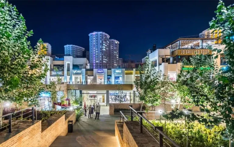 بام لند در شب