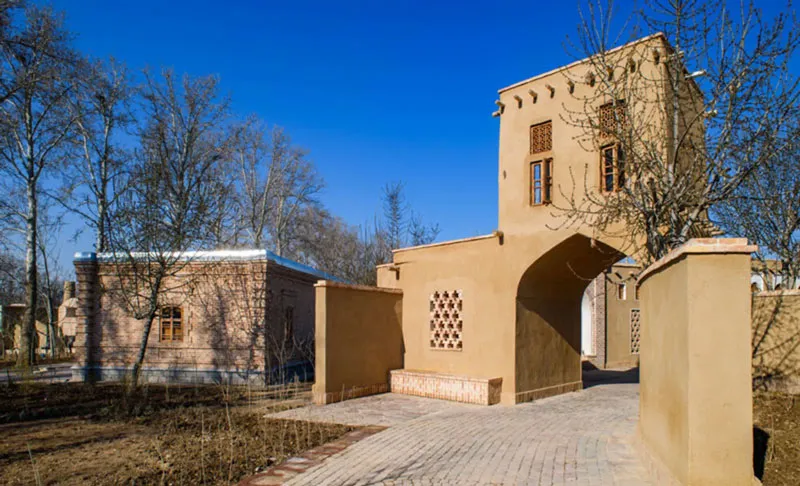 نمایی از سازه ایرانی در ایران کوچک