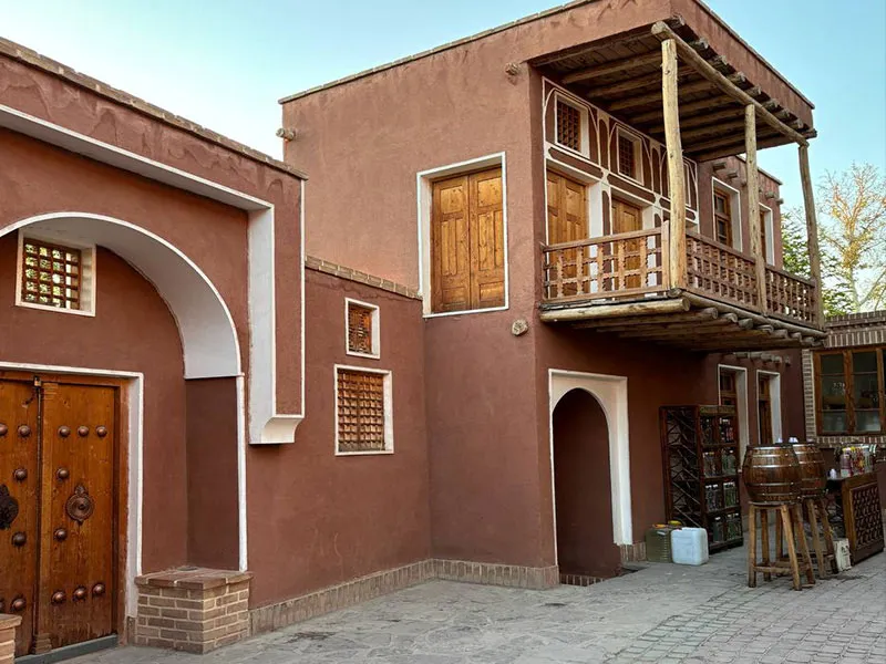 خانه روستایی در ایران کوچک