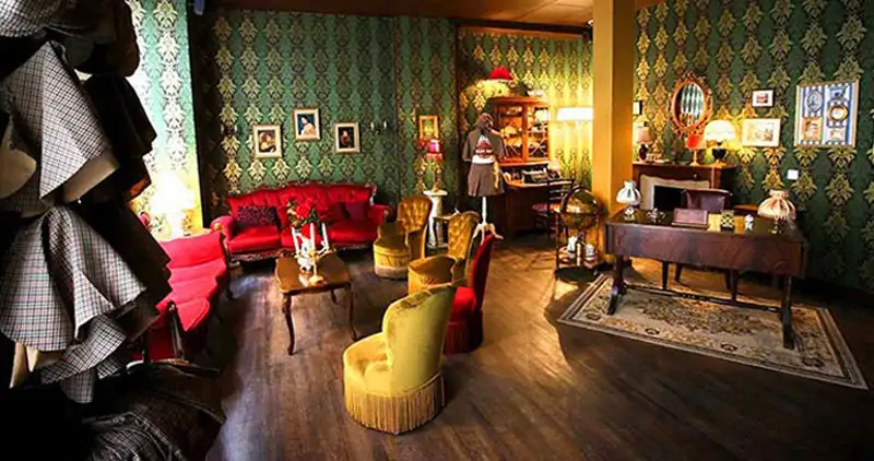 اتاق فرار اکومال