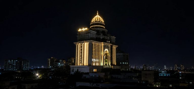 مرکز خرید مهراد مال