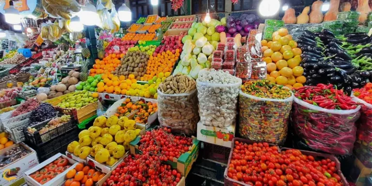 میوه های محلی و فصلی