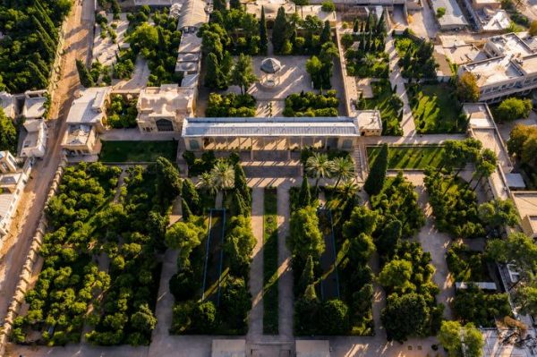 آرامگاه حافظ در شیراز