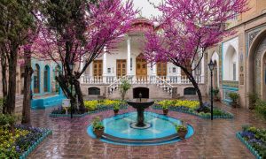 کاخ موزه مقدم در تهران