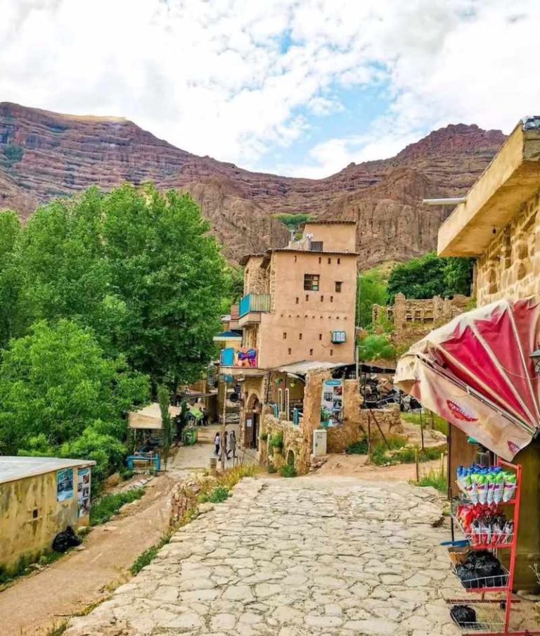 طبیعت کوهستانی روستا