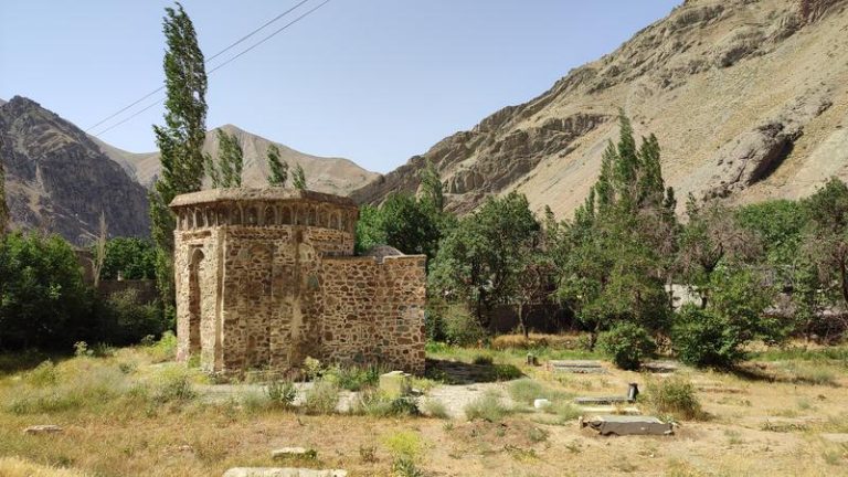 چشم انداز آرامگاه