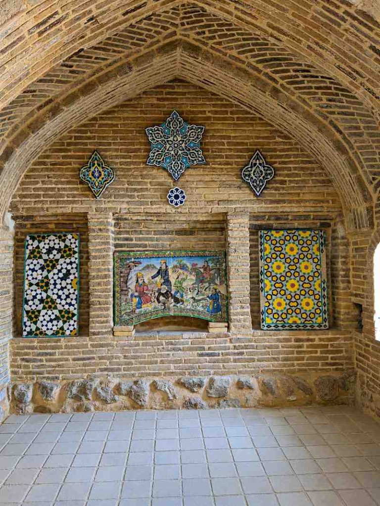 کاشی‌کاری سنتی