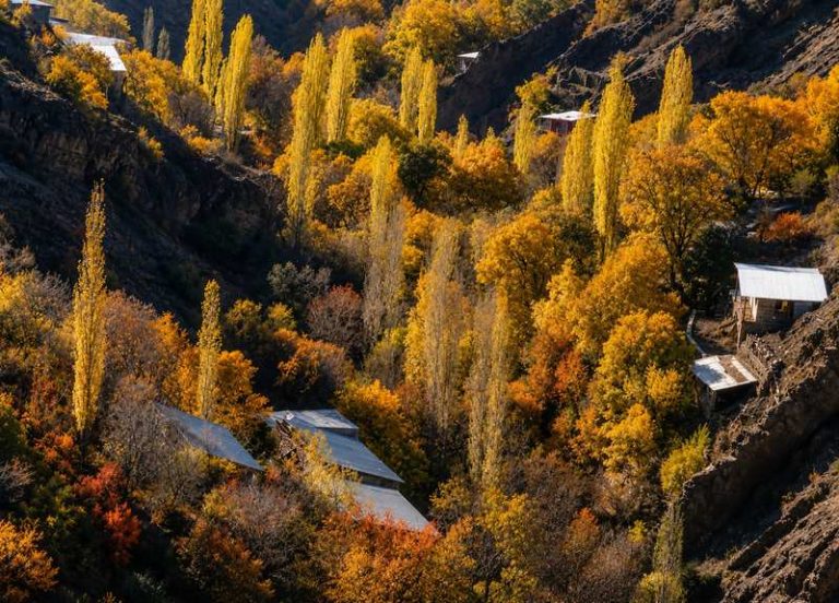 روستای پاییزی