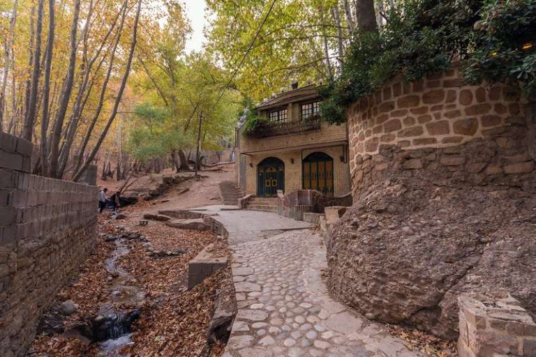 مسیر طبیعت‌گردی