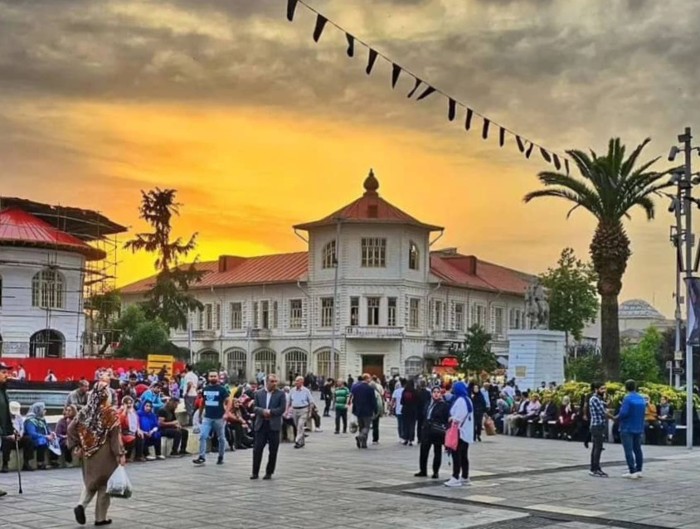غروب لذت بخش میدان