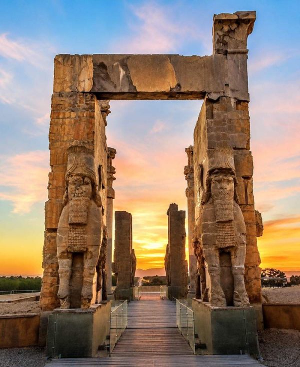 دروازه سنگی