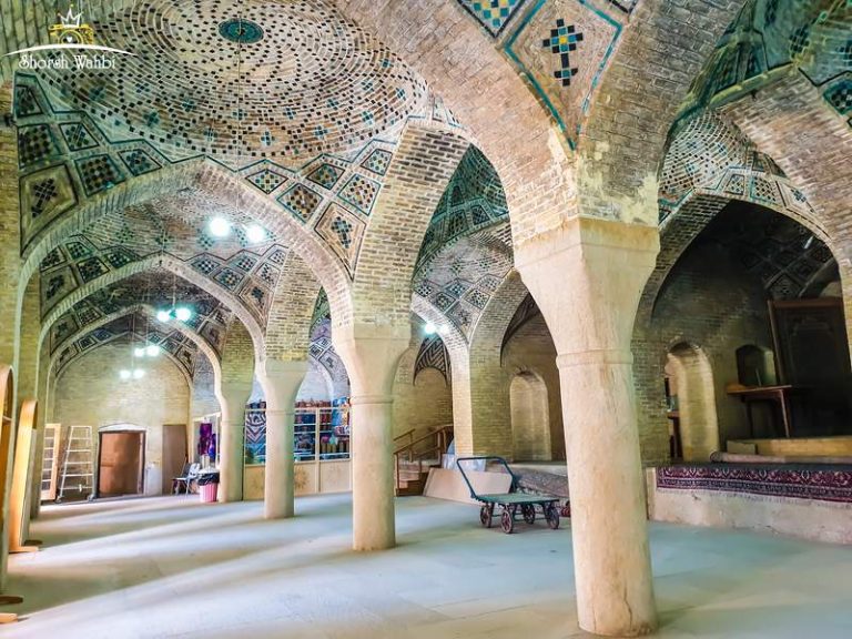 قوس‌های کاشی‌کاری