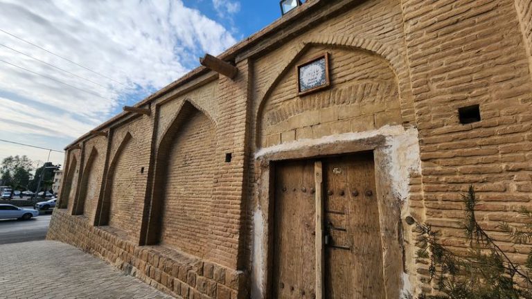 نمای معماری قاجاری