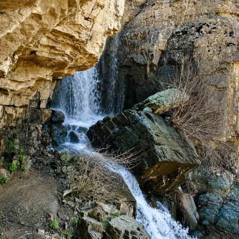 آبشار پلکانی