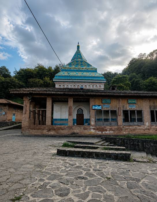 محوطه بیرونی