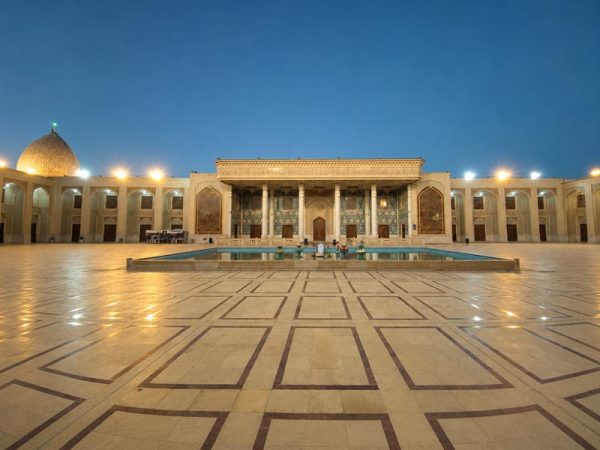 نمای دیگر حرم در غروب