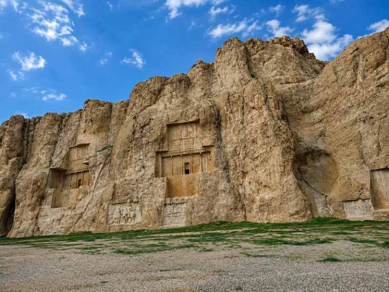 آرامگاه هخامنشی