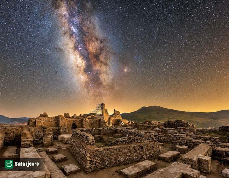 نمای شب معبد اناهیتا