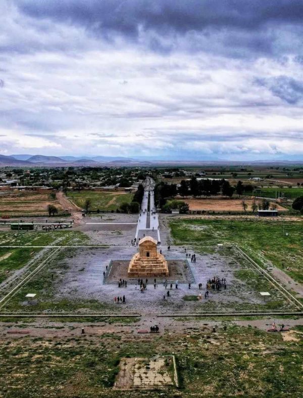 نمای پاسارگاد از بالا