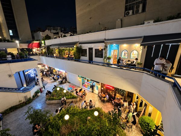 نمای شب بالا