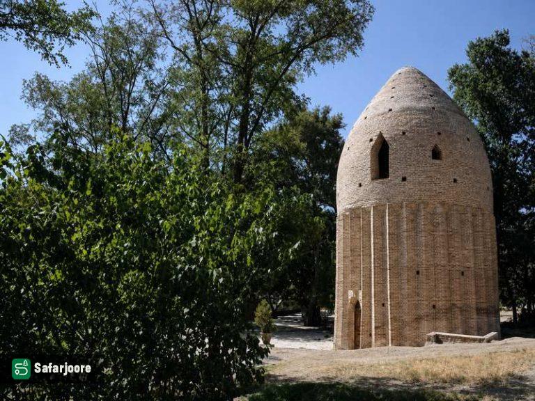 بنای تاریخی مخروطی