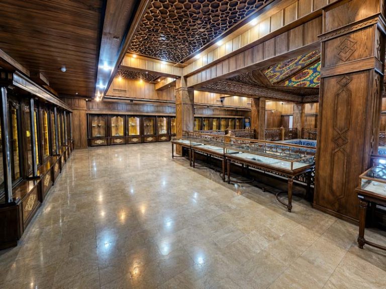 نمای دیگر موزه
