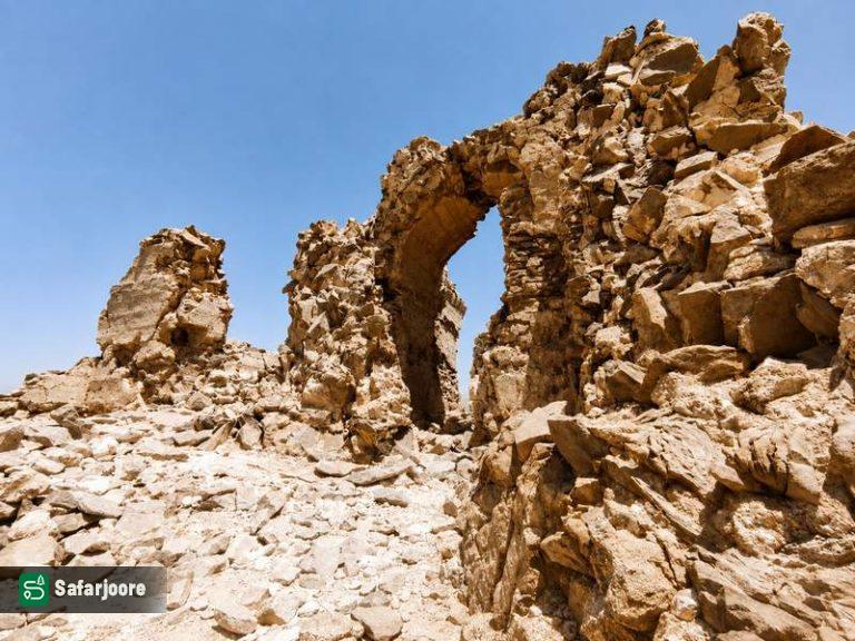 دیواری فرسوده