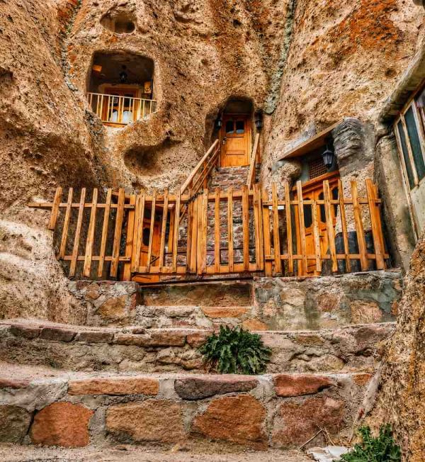 معماری صخره‌ای کندوان