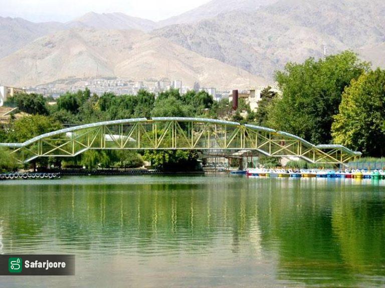 پل روی دریاچه