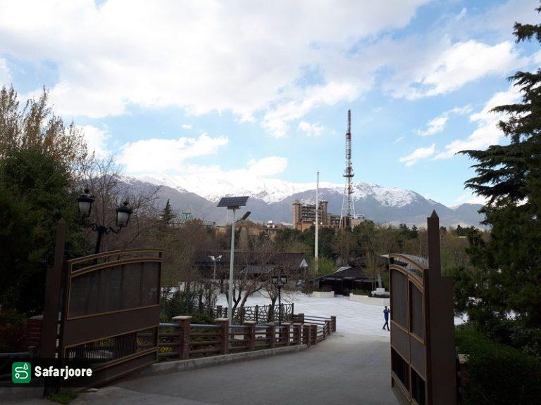 ورودی باشکوه