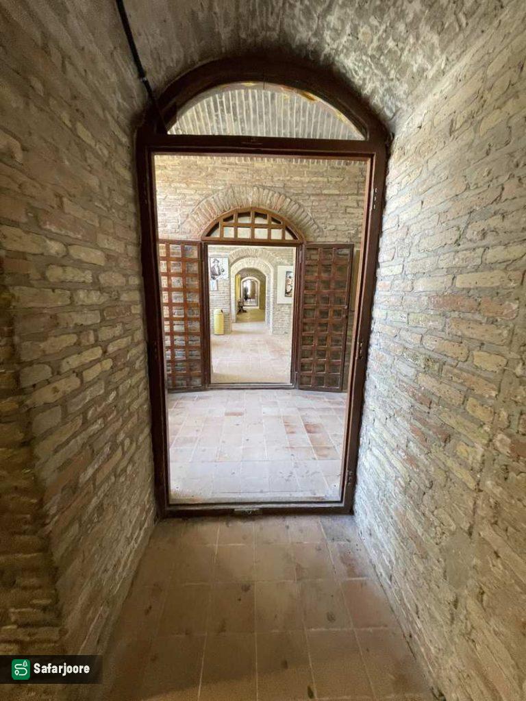 راهروهای داخلی قلعه
